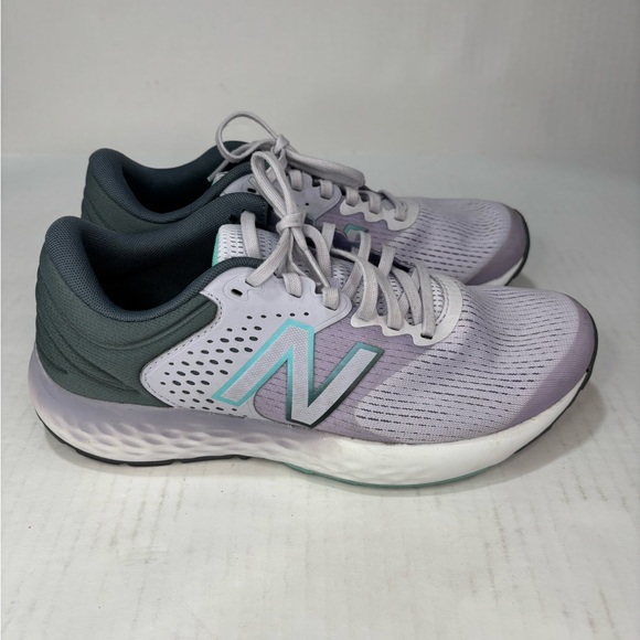 New‎ Balance 520 V7 Purple Gray Running Shoes Sneakers W520RG7 Women's Size 10 - Picture 1 of 7